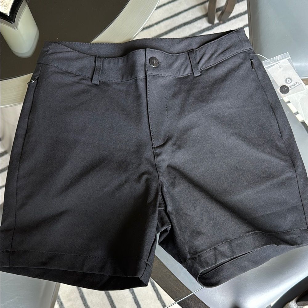 NWT Mono B women’s black shorts - Size small